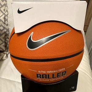 Nike baller full size basketball - New